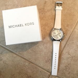 Micheal Kors watch Nwt